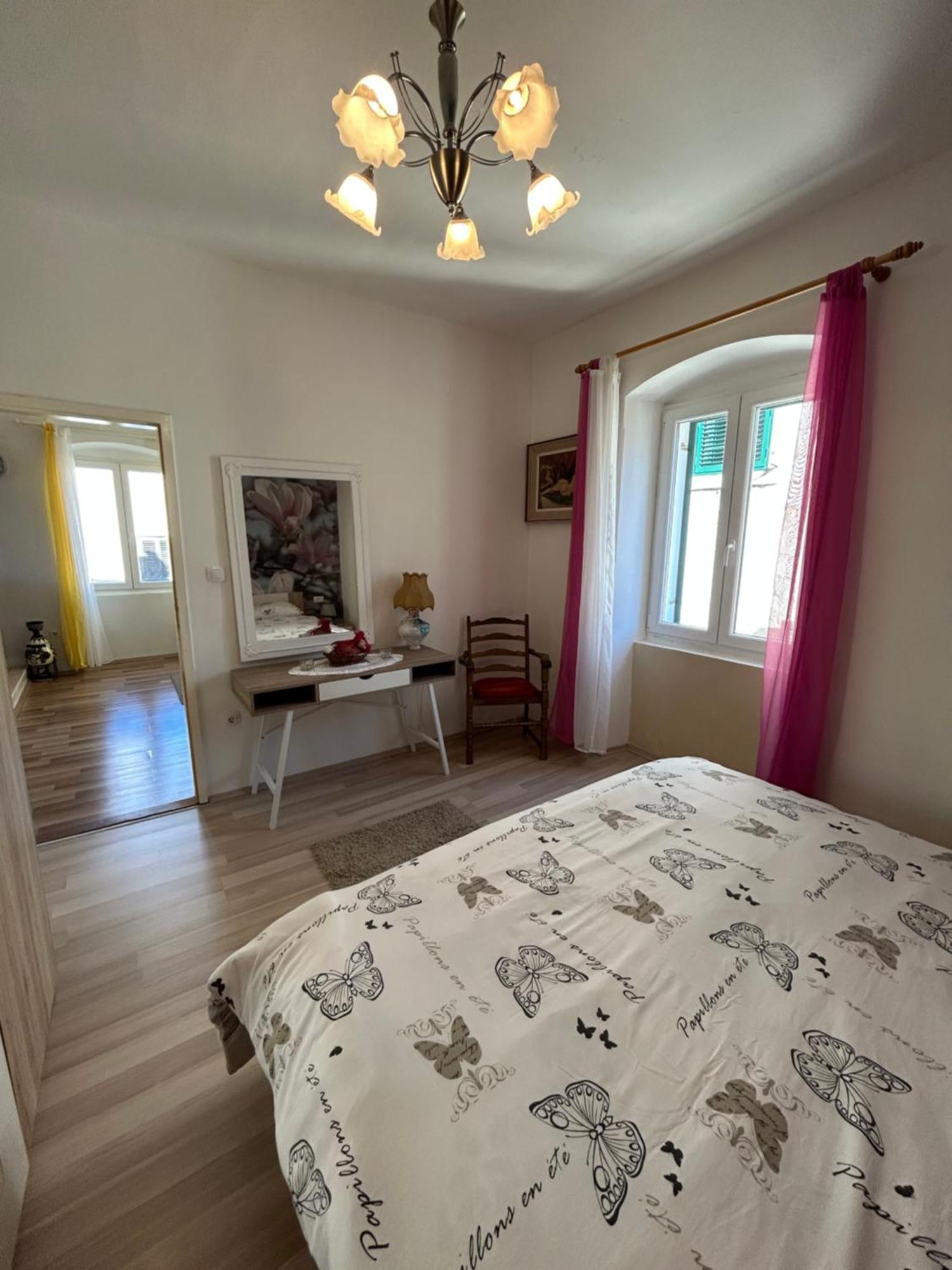 Nilaj Apartment Сплит Экстерьер фото