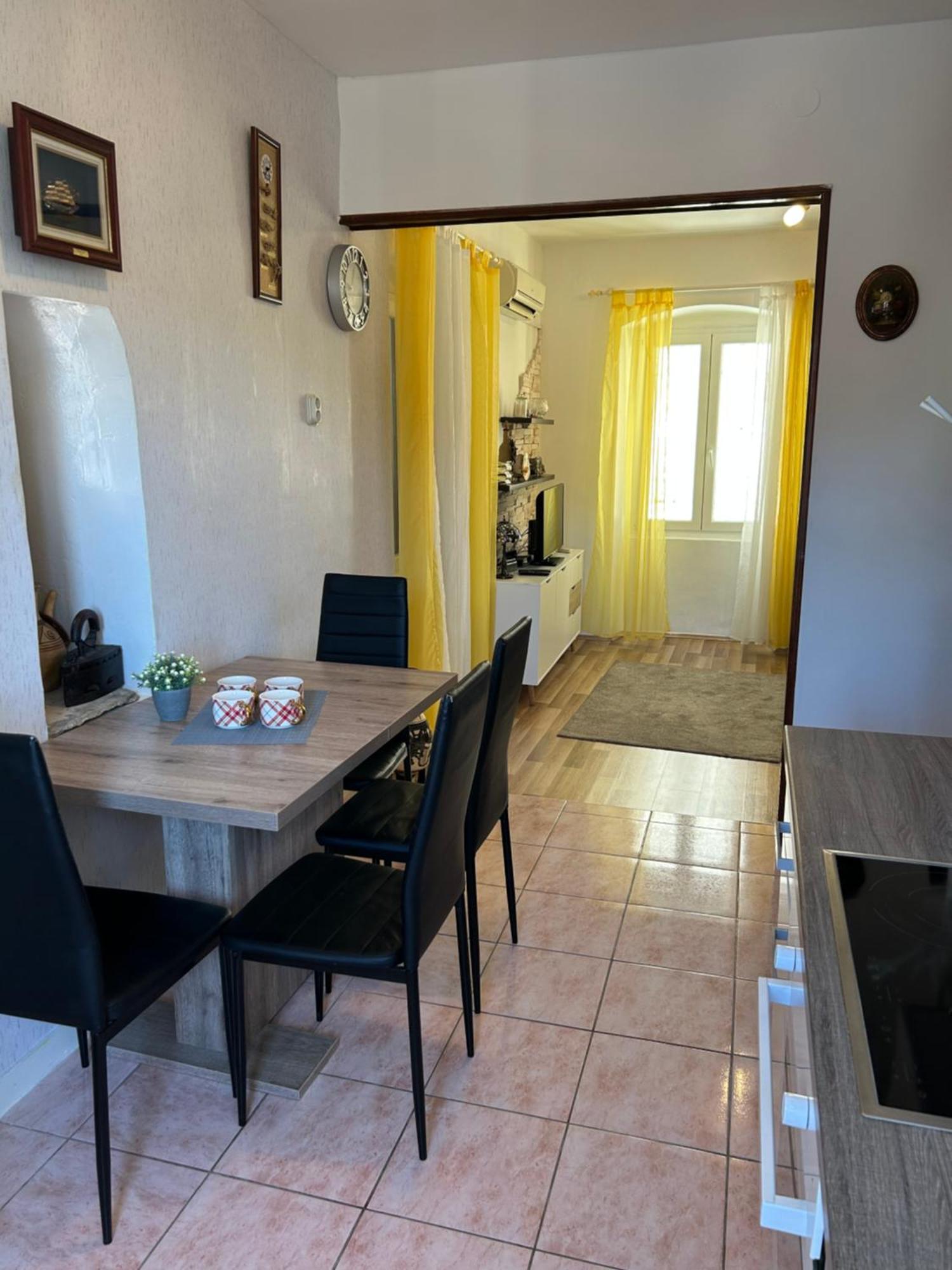 Nilaj Apartment Сплит Экстерьер фото